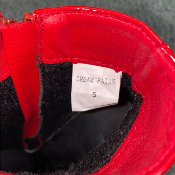 Dream Pairs Red Heeled Boots - Picture 10 of 10